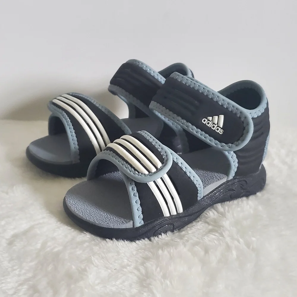 𝅺ADIDAS Akwah Black Blue White Velcro Sandals Infant/Toddler Size 5K